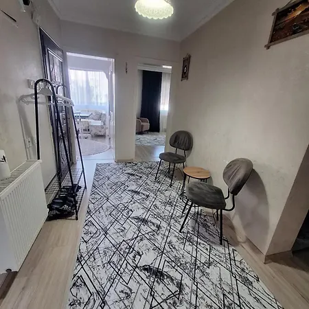 3 Ege üniversite Ve Hastanesi Yakini Aileye-firma çalışanlarına Uygun Apartamento *