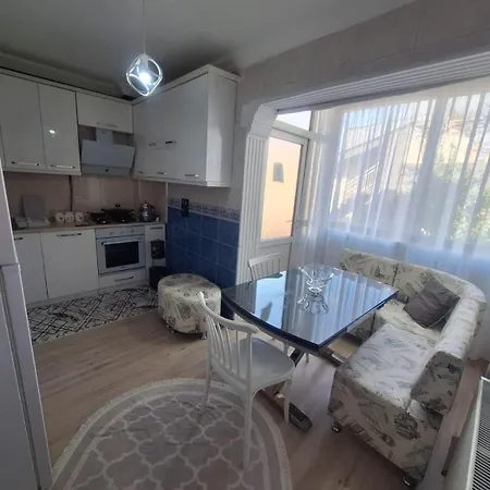 3 Ege üniversite Ve Hastanesi Yakini Aileye-firma çalışanlarına Uygun *