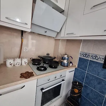 3 Ege Ueniversite Ve Hastanesi Yakini Aileye-firma Calisanlarina Uygun * Bornova