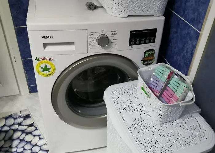 3 Ege Ueniversite Ve Hastanesi Yakini Aileye-firma Calisanlarina Uygun Апартаменты